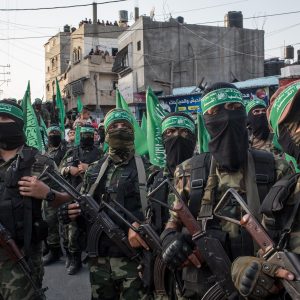 Hamas Frees 4 Israeli Soldiers in Exchange for 200 Palestinian Prisoners