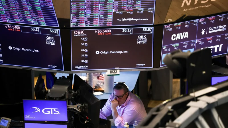Market Alert: S&P 500 May Drop to 4,500 as Recession Fears Rise in 2025